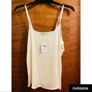 White basic tank top